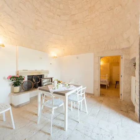 בית כפרי Trulli Curri